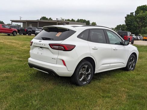 Certified 2023 Ford Escape ST-Line w/ Tech Pack #1 AWD/4WD image 3