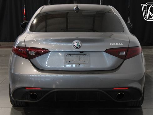 Used 2020 Alfa Romeo Giulia Ti Sport image 25