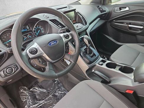 Used 2014 Ford Escape SE w/ Equipment Group 201A FWD image 13