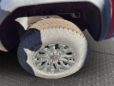 New 2026 GMC Canyon Elevation w/ Convenience Package image 24