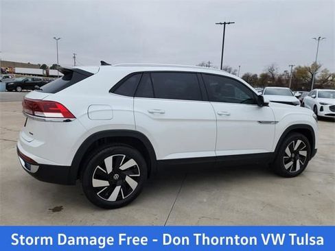 New 2026 Volkswagen Atlas Cross Sport SE AWD/4WD image 2