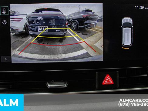 Used 2025 Kia Carnival EX image 34