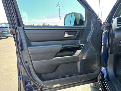 Used 2025 Toyota Tundra Limited image 23