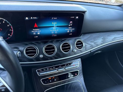 Used 2021 Mercedes-Benz E 350 E 350 image 19