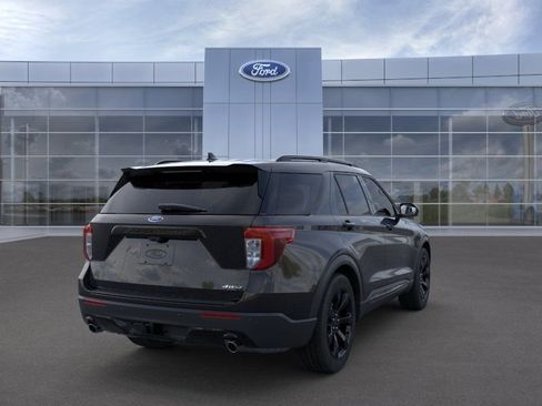 New 2024 Ford Explorer ST-Line w/ Class IV Trailer Tow Package image 8