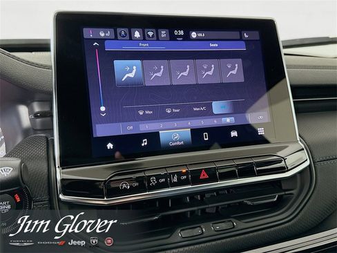 New 2026 Jeep Compass Latitude image 32