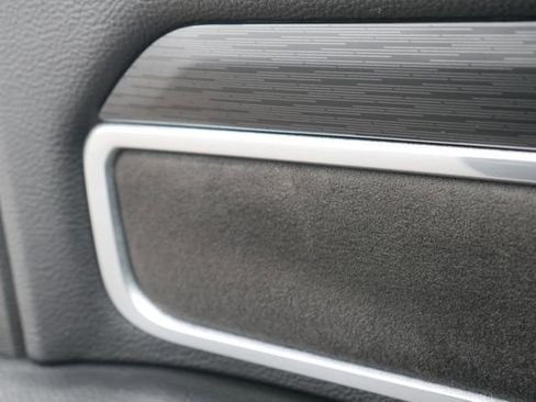 Used 2024 RAM 2500 Laramie w/ Night Edition image 32