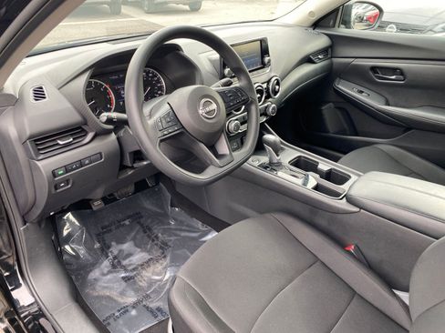 Used 2025 Nissan Sentra S image 34