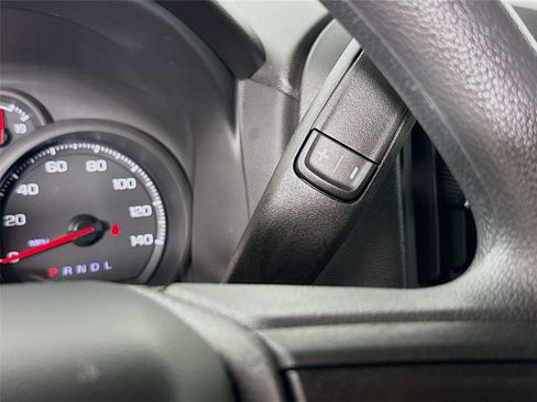 Used 2025 Chevrolet Silverado 1500 Custom image 16