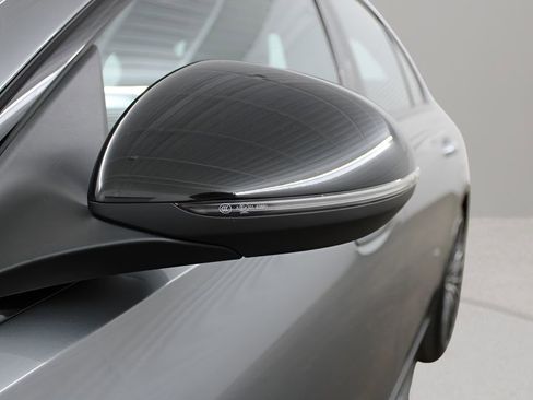 Used 2023 Mercedes-Benz C 300 Sedan image 36