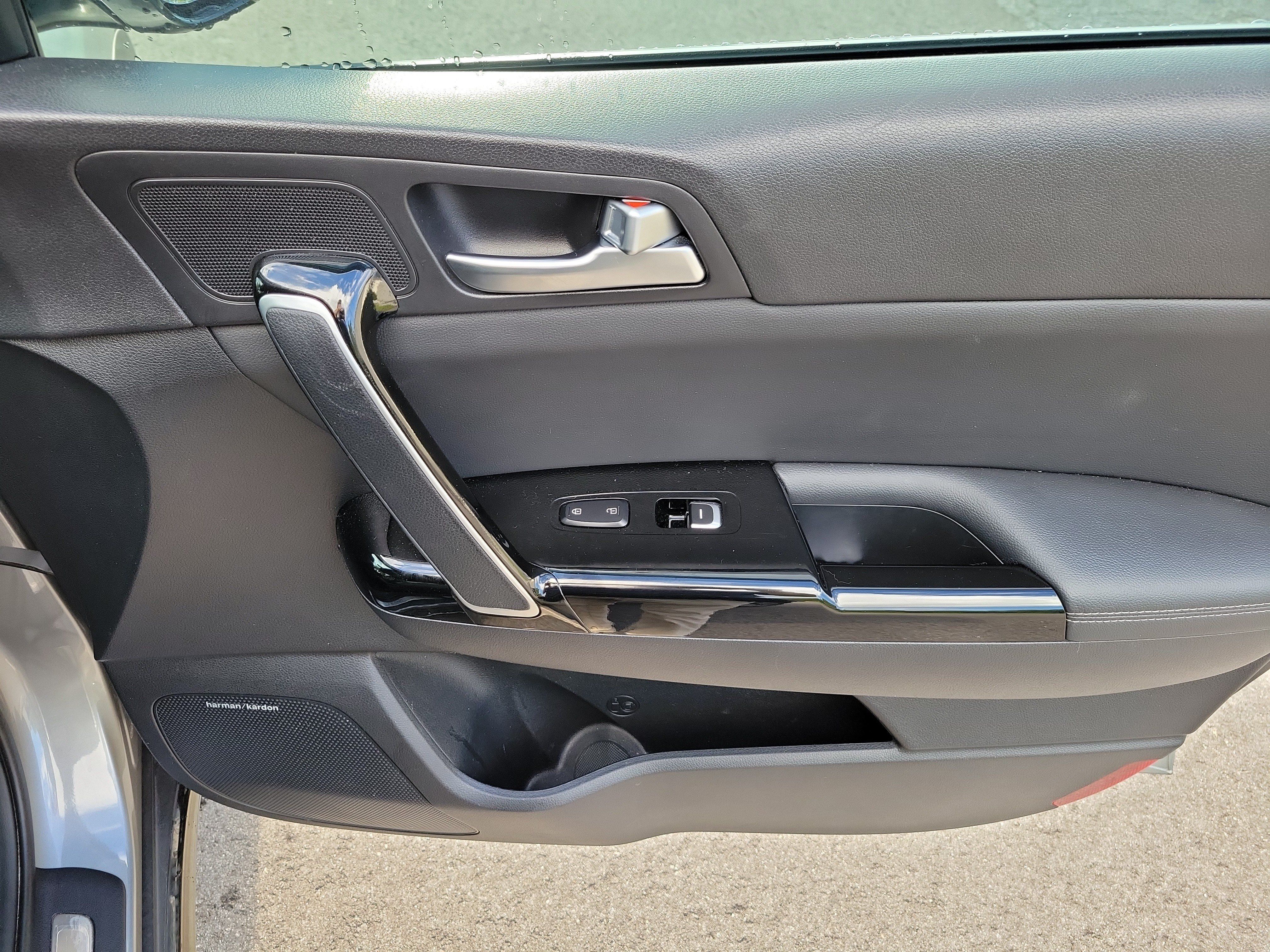Used 2020 Kia Sportage SX FWD image 10