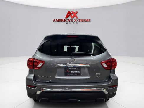 Used 2019 Nissan Pathfinder SV AWD/4WD image 6