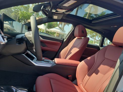 New 2026 BMW i4 eDrive40 w/ M Sport Package RWD image 23