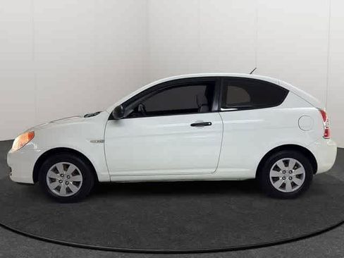 Used 2008 Hyundai Accent GS image 3