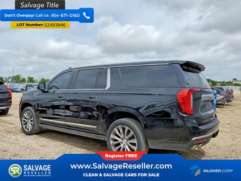 Used 2021 GMC Yukon XL Denali w/ Denali Premium Package AWD/4WD image 3