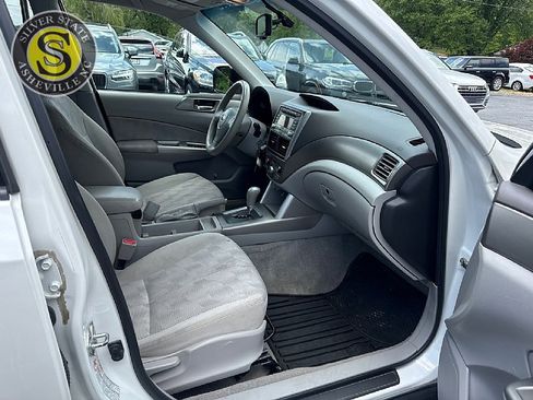 Used 2010 Subaru Forester 2.5X Premium AWD/4WD image 15