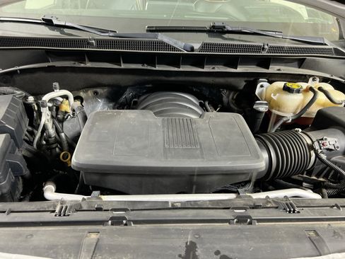 Used 2021 GMC Yukon AT4 w/ Technology Package image 32