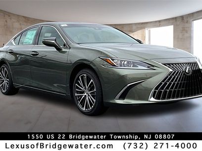 New 2025 Lexus ES 350 w/ Premium Package