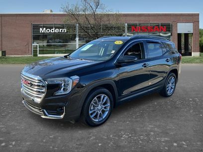 Used 2023 GMC Terrain SLT w/ LPO, Floor Liner Package