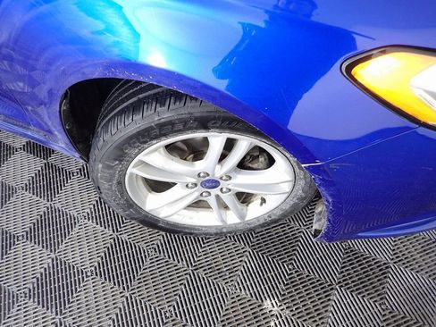 Used 2018 Ford Fusion SE image 32