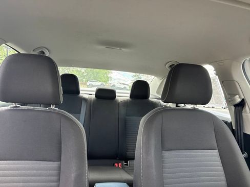 Used 2025 Volkswagen Jetta S FWD image 37