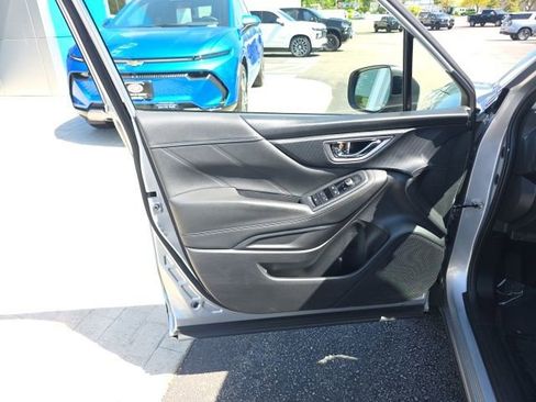 Used 2021 Subaru Forester Limited AWD/4WD image 14