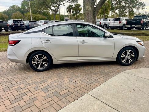 Used 2023 Nissan Sentra SV image 6
