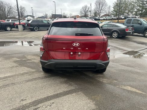 Certified 2025 Hyundai Kona SEL image 6