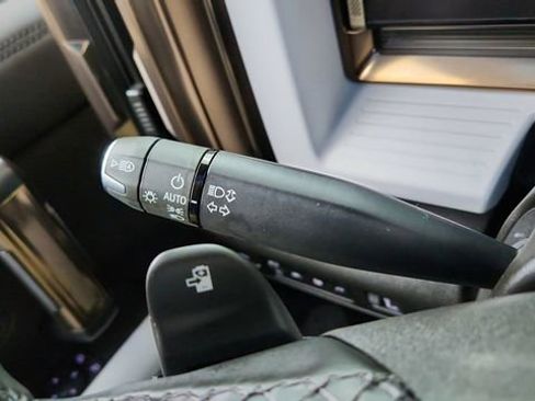 Used 2024 GMC Hummer EV 3X w/ Omega Edition image 40