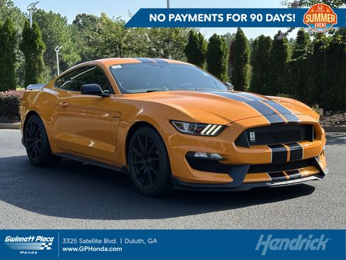 Used 2018 Ford Mustang Shelby GT350 w/ Convenience Package RWD image 1