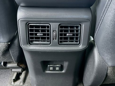 Used 2020 Toyota RAV4 XLE Premium image 17