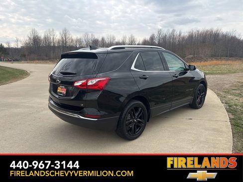Used 2020 Chevrolet Equinox LT w/ Midnight Edition image 9
