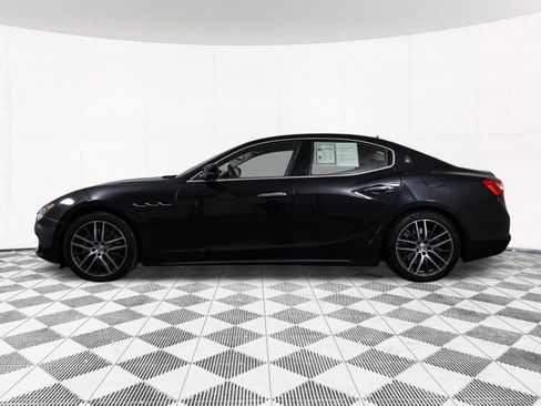 Used 2018 Maserati Ghibli S Q4 AWD/4WD image 15