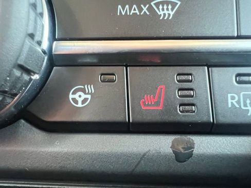 New 2025 Ford Bronco Badlands image 11