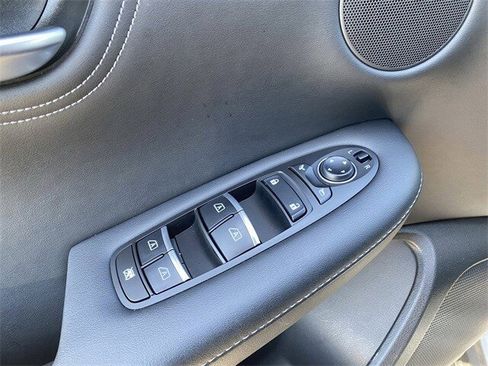 Certified 2025 INFINITI QX55 Luxe w/ Cargo Package image 23