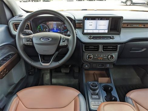 Certified 2023 Ford Maverick Lariat image 16