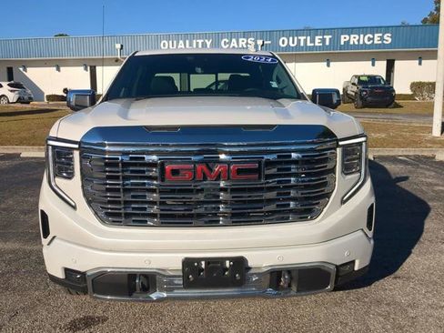 Used 2024 GMC Sierra 1500 Denali w/ Denali Reserve Package image 9