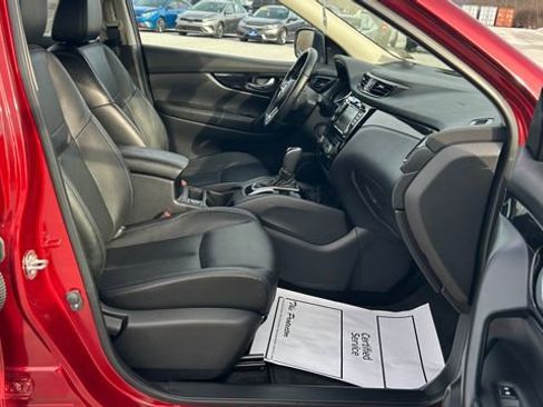 Used 2022 Nissan Rogue Sport SL image 46