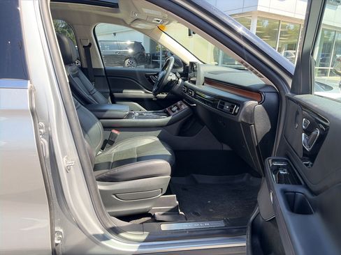 Used 2020 Lincoln Aviator Reserve w/ Equipment Group 201A AWD/4WD image 15