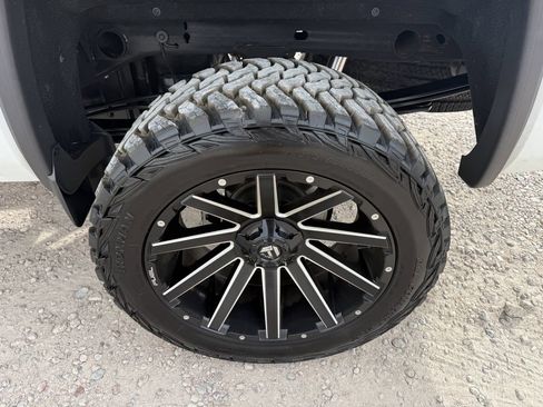 Used 2018 GMC Sierra 1500 SLT w/ SLT Premium Package AWD/4WD image 16