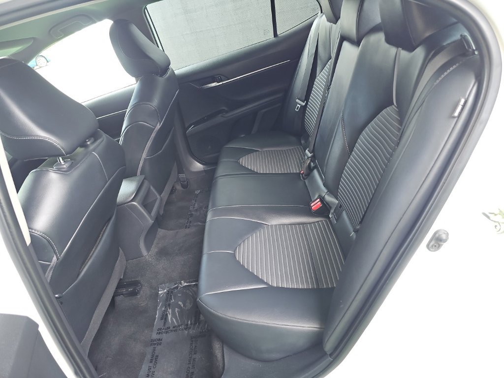 Used 2020 Toyota Camry SE FWD image 39