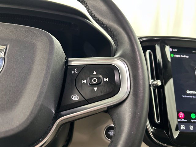 Used 2024 Volvo XC40 B5 Plus w/ Climate Package AWD/4WD image 10