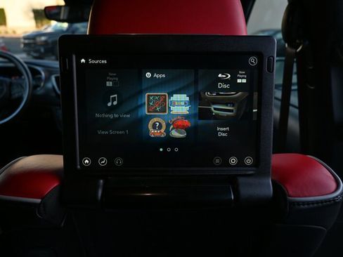 Used 2020 Chrysler Pacifica Limited w/ Quick Oder Package 2EV RED-S image 48