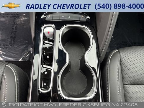 Used 2023 Buick Envision Essence FWD image 19