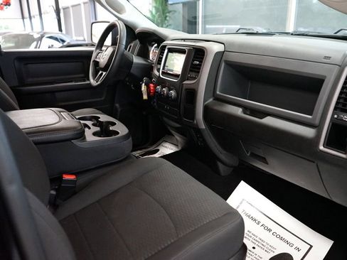 Used 2019 RAM 1500 Express w/ Express Value Package AWD/4WD image 40
