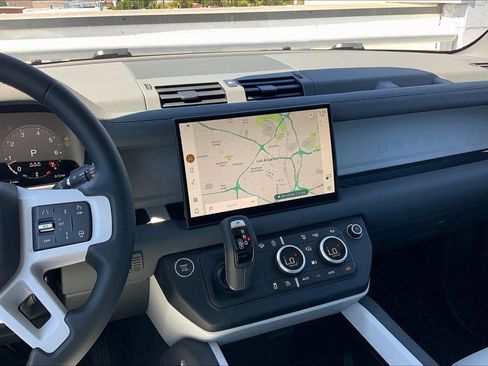 New 2025 Land Rover Defender 110 S image 7