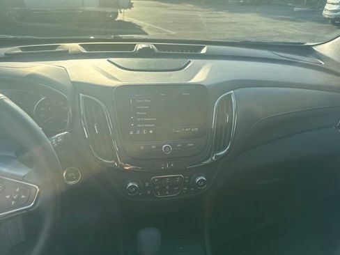 Used 2024 Chevrolet Equinox RS w/ RS Leather Package FWD image 11
