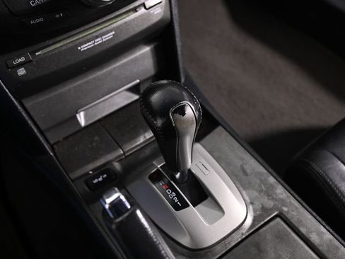Used 2011 Honda Crosstour EX-L image 18