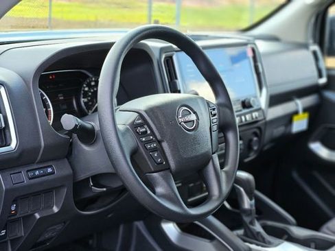 New 2026 Nissan Frontier SV w/ Tow Package RWD image 9