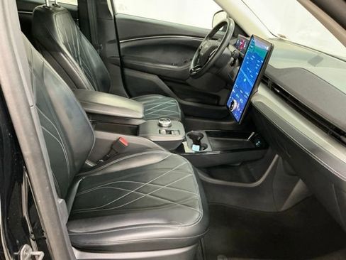 Used 2023 Ford Mustang Mach-E Select image 19